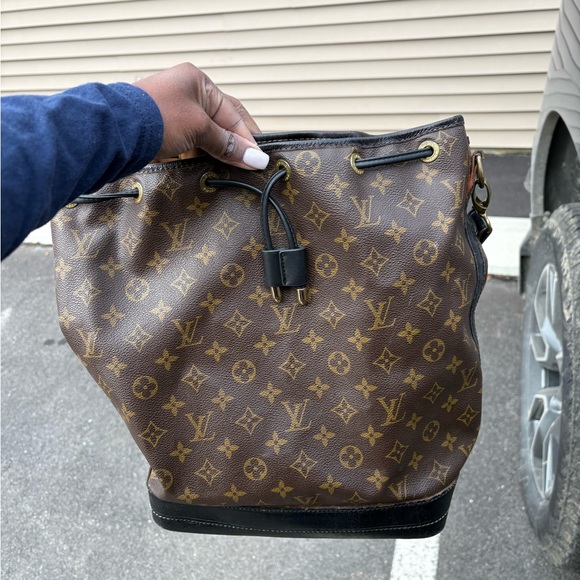 Authentic Louis Vuitton Noe Bag - Picture 6 of 7